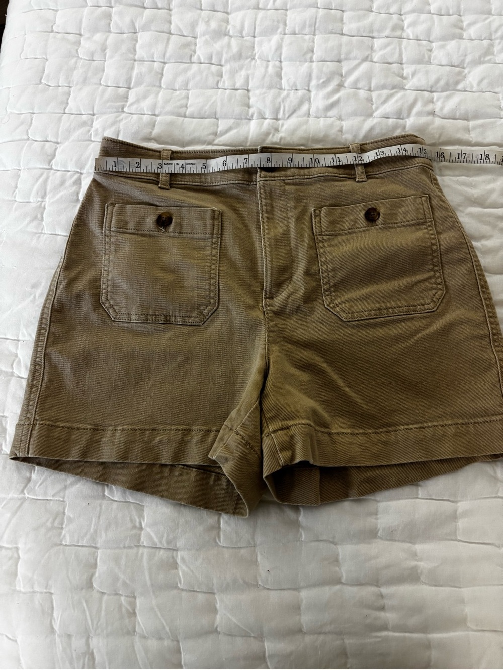 LOFT Palmer short khaki size 6